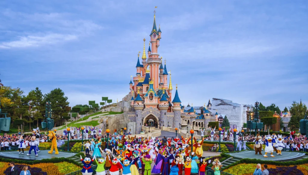 Disneyland Paris (ปารีส, ฝรั่งเศส)