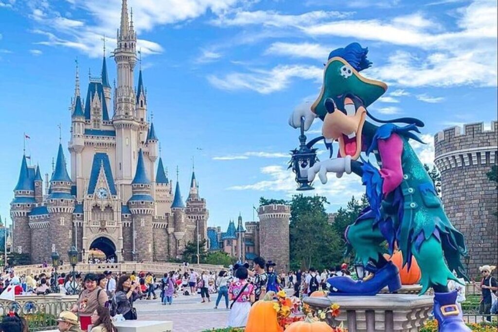 โตเกียวดิสนีย์แลนด์ (Tokyo Disneyland)