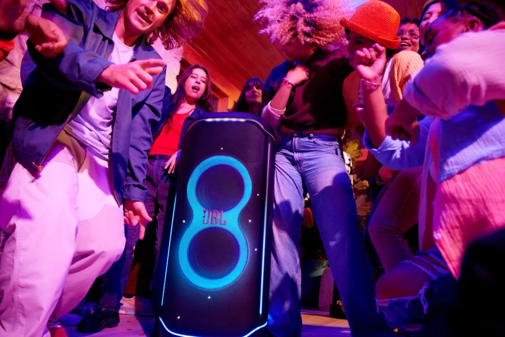 ลำโพง JBL Ultimate ตัวใหญ่ ตระกูล PartyBox Ultimate สำหรับปาร์ตี้ตัวท็อป