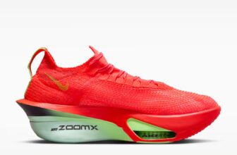 รองเท้าวิ่ง Nike Alphafly 3