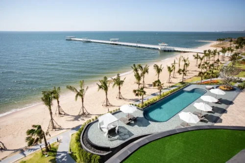 เช็คราคาและจอง Symphony of the Sea Hotel