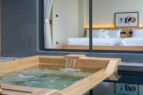 เช็คราคาและจอง WABI SABI Onsen Villa Hua Hin