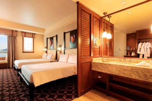 เช็คราคาและจอง Disney Explorers Lodge