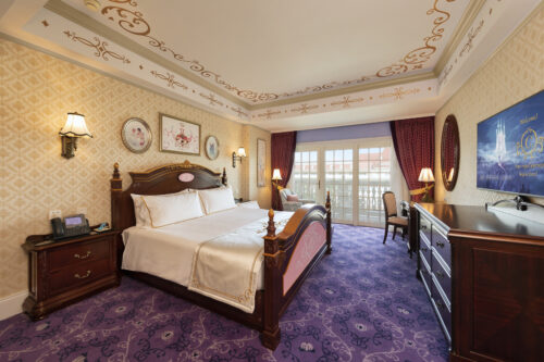 เช็คราคาและจอง Hong Kong Disneyland Hotel